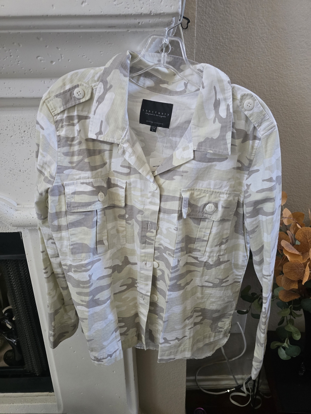 Sanctuary Women's Cream & Gray Camo Utility Jacket